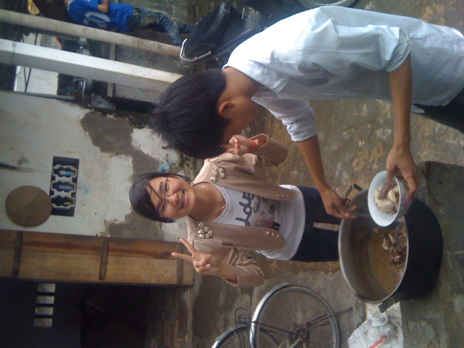 LOP 12A THPT TA UYEN 3